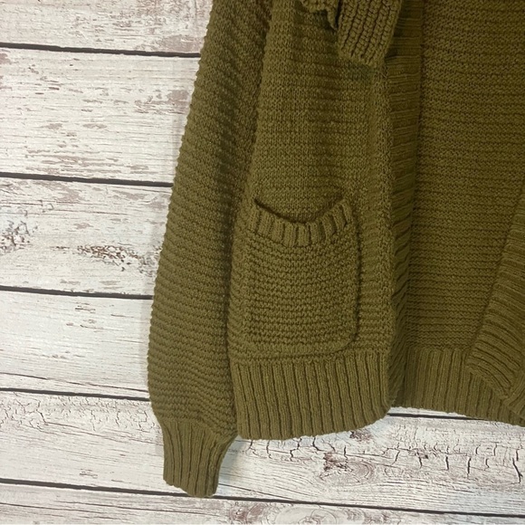 Madewell Ruffle Cardigan Sweater In Green - Picture 6 of 12